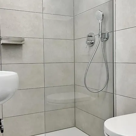 Jaybnb - Modern Eingerichtetes Zentral In Apartment