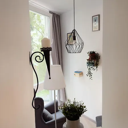 Jaybnb - Modern Eingerichtetes Zentral In Apartment *